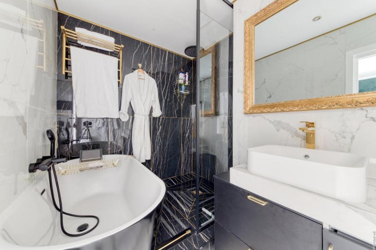 קאן Luxury Maubourg - Vue Mer - Croisette 50M Plage - Clim - Terrasse מראה חיצוני תמונה